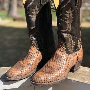 Rare Tony Lama Gold Label Anaconda 10.5D.